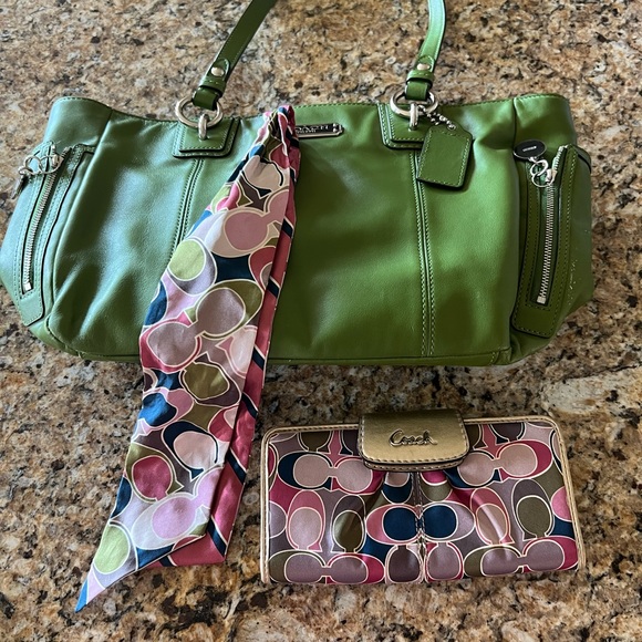 Green leather coach bag, wallet, and coordinating scarf. - Picture 2 of 5